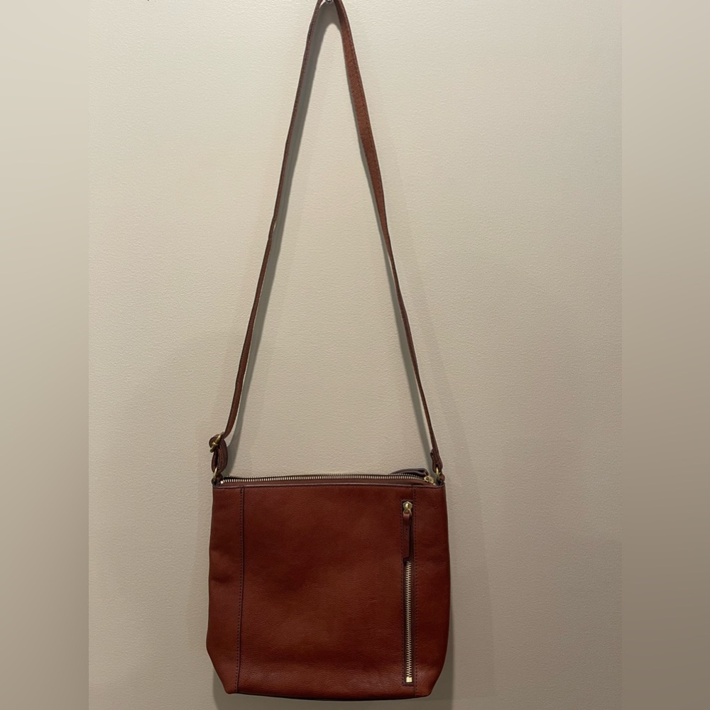Brand new Fossil crossbody bag. All leather. Never used.